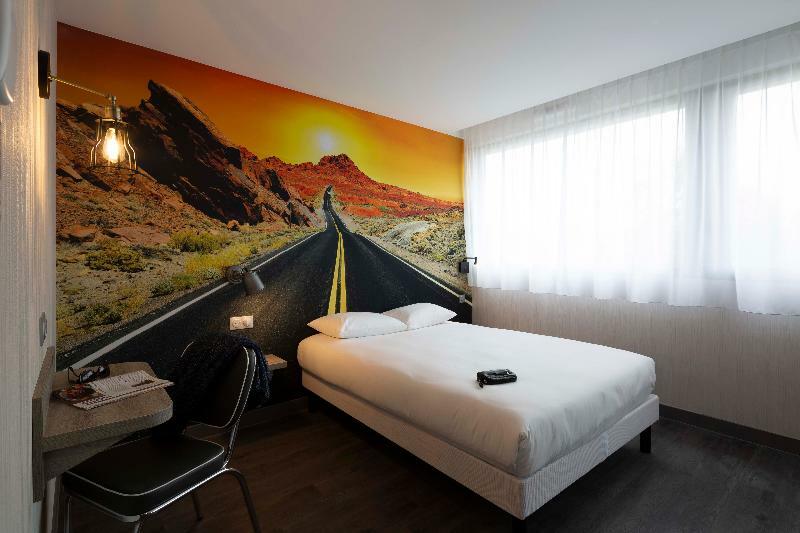 Break Hotel Vierzon Zewnętrze zdjęcie